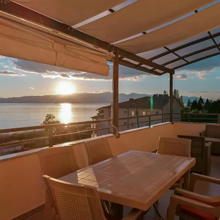 Apartament Ema *